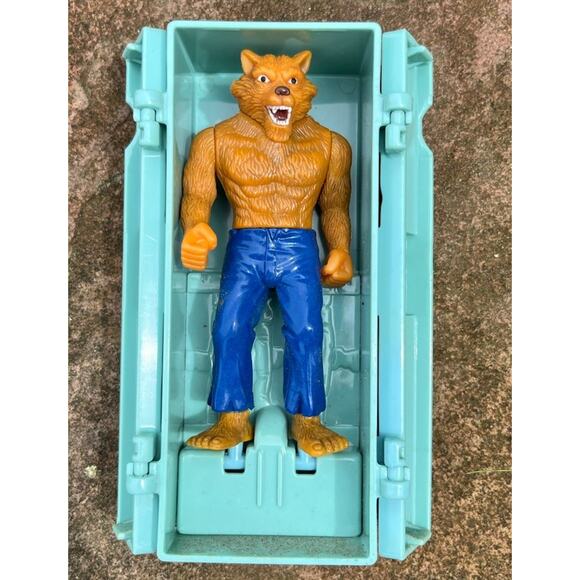 Creature Crypts Wolvadian figure from Taco Bell Vintage Toy